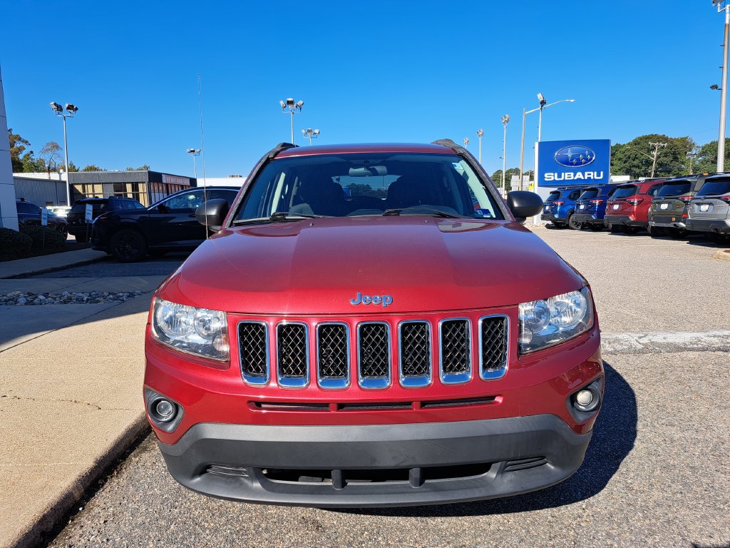 Used 2015 Jeep Compass Sport w/ Power Value Group FWD image 9