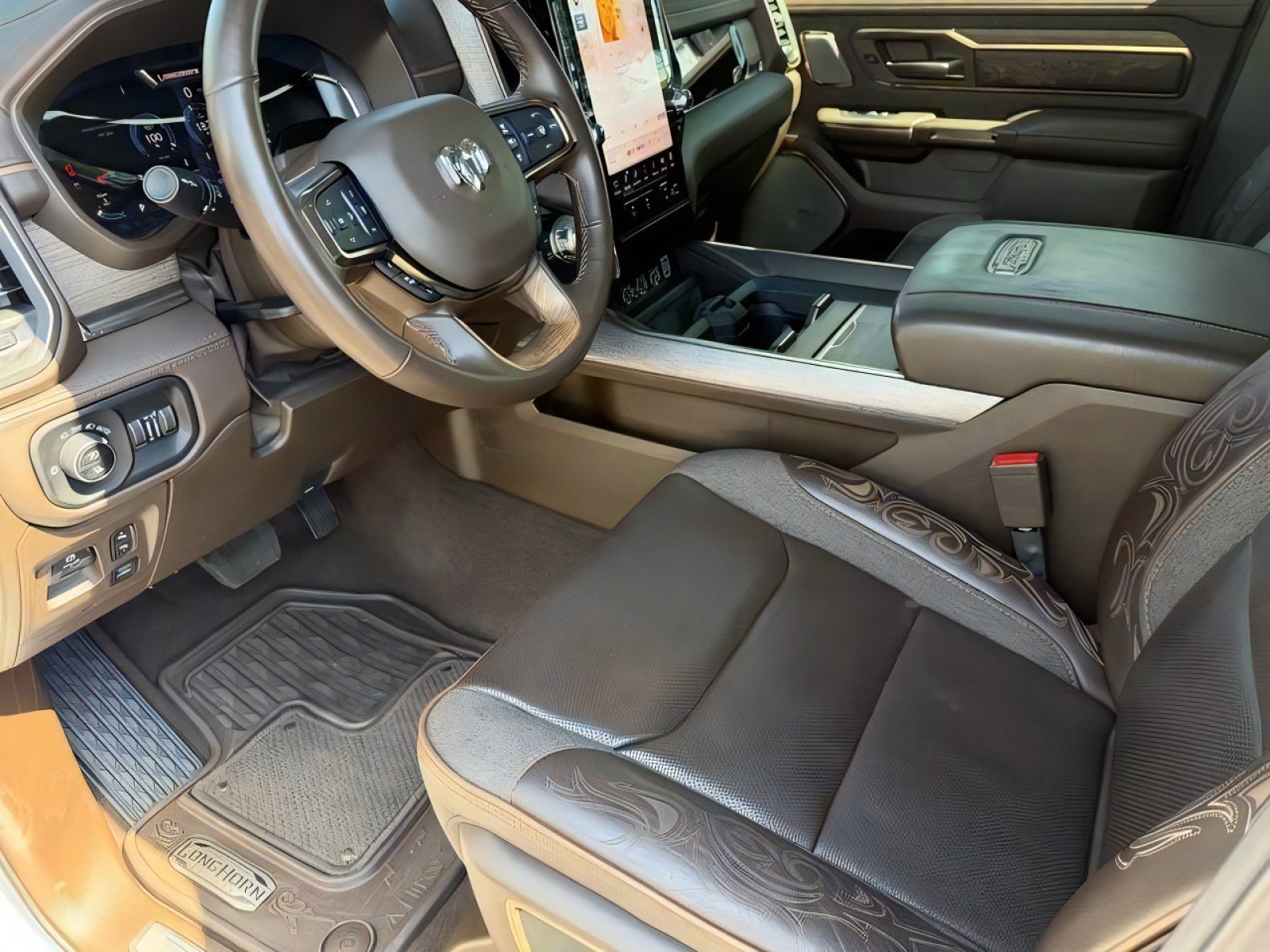 Certified 2025 RAM 1500 Limited AWD/4WD image 19