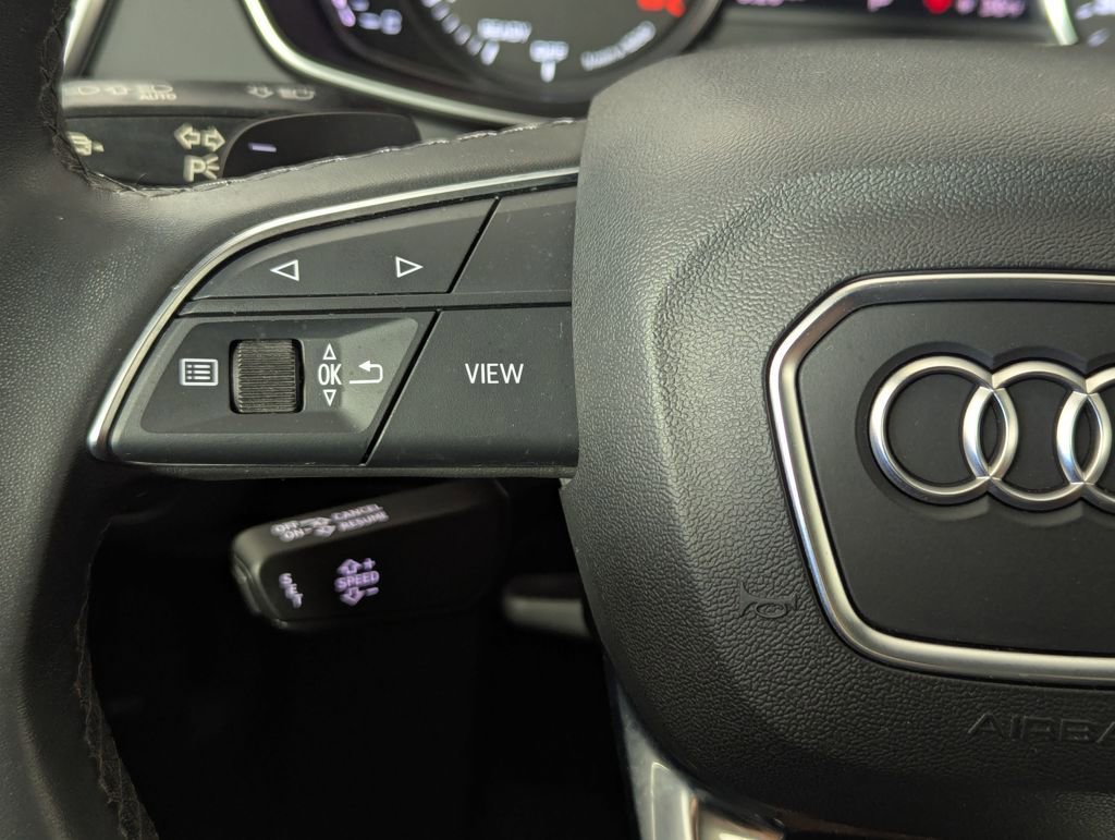 Used 2022 Audi Q5 2.0T Premium w/ Convenience Package image 38