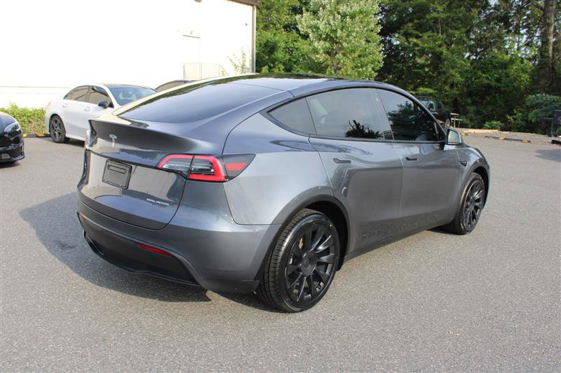 Used 2023 Tesla Model Y Long Range AWD/4WD image 7
