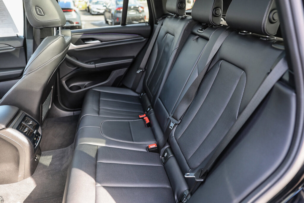 Used 2022 BMW X3 xDrive30i w/ Premium Package 2 image 10