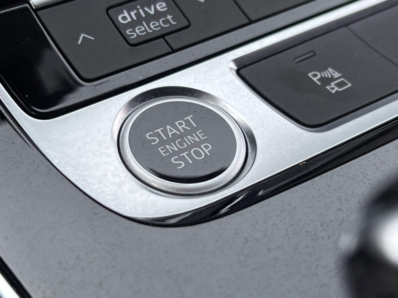 Used 2023 Audi Q7 3.0T Premium Plus image 32