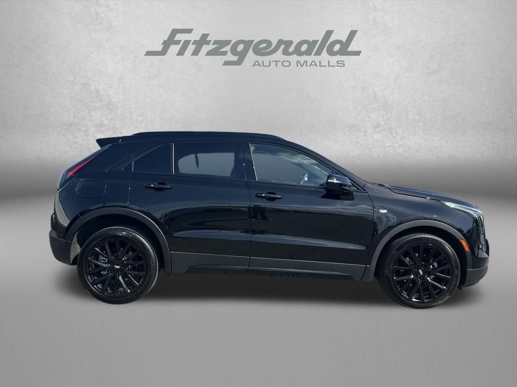 Used 2023 Cadillac XT4 Sport image 3