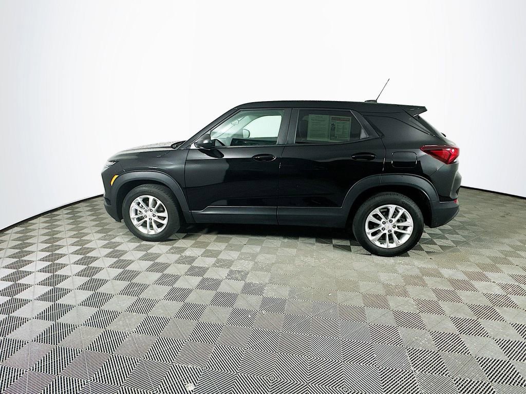 Used 2024 Chevrolet TrailBlazer LS w/ LS Convenience Package image 6