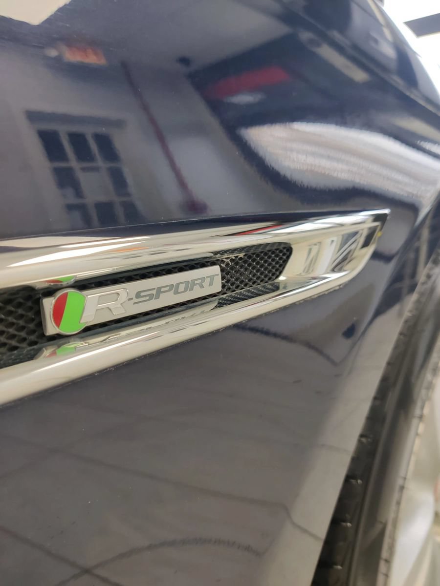 Used 2016 Jaguar XJ AWD/4WD image 11