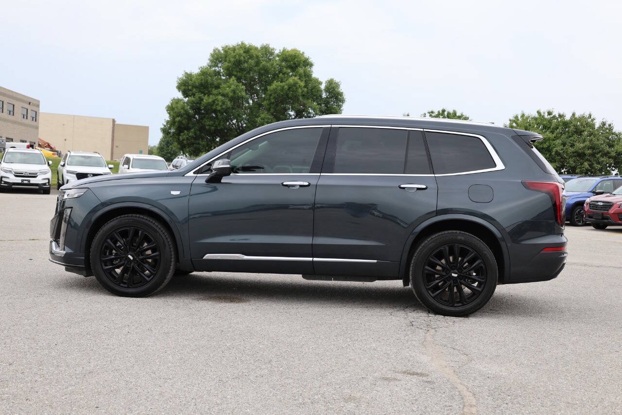 Used 2022 Cadillac XT6 Premium Luxury w/ Technology Package AWD/4WD image 8