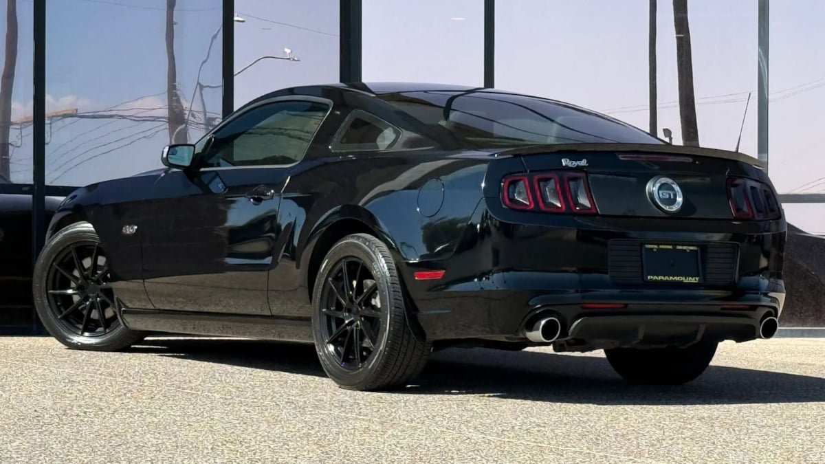 Used 2014 Ford Mustang GT w/ Equipment Group 301A RWD image 7