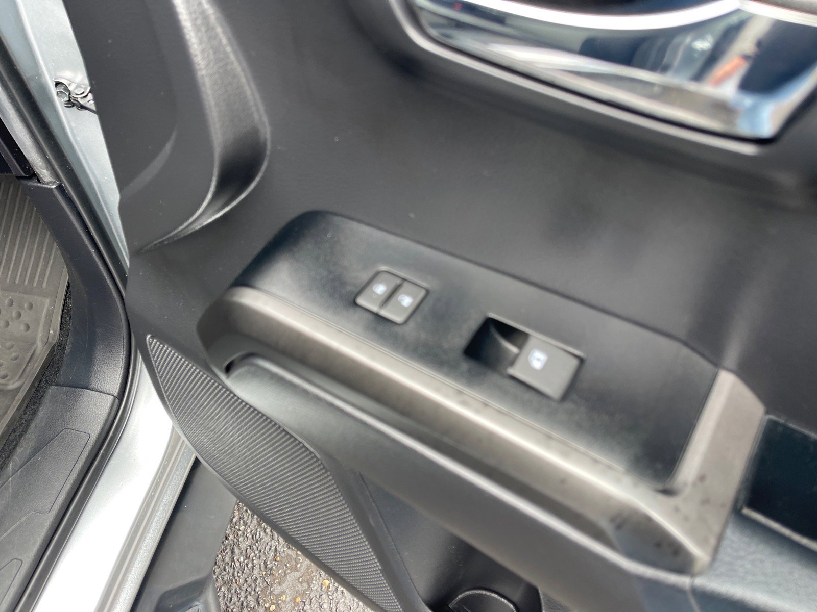 Used 2022 Toyota Tacoma TRD Off-Road w/ Technology Package image 20