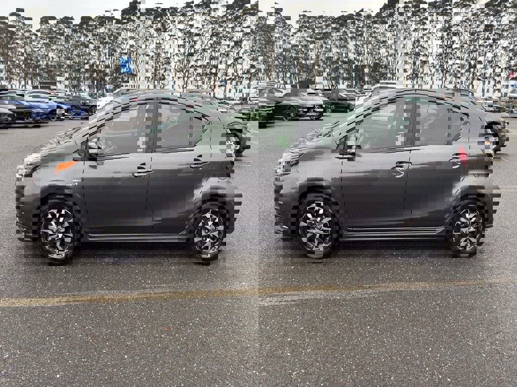 Used 2018 Toyota Prius C Three image 2