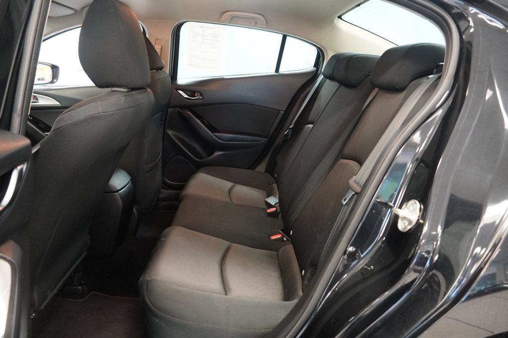 Used 2017 MAZDA MAZDA3 Sport FWD image 26