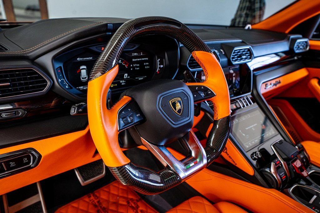 Used 2022 Lamborghini Urus image 51