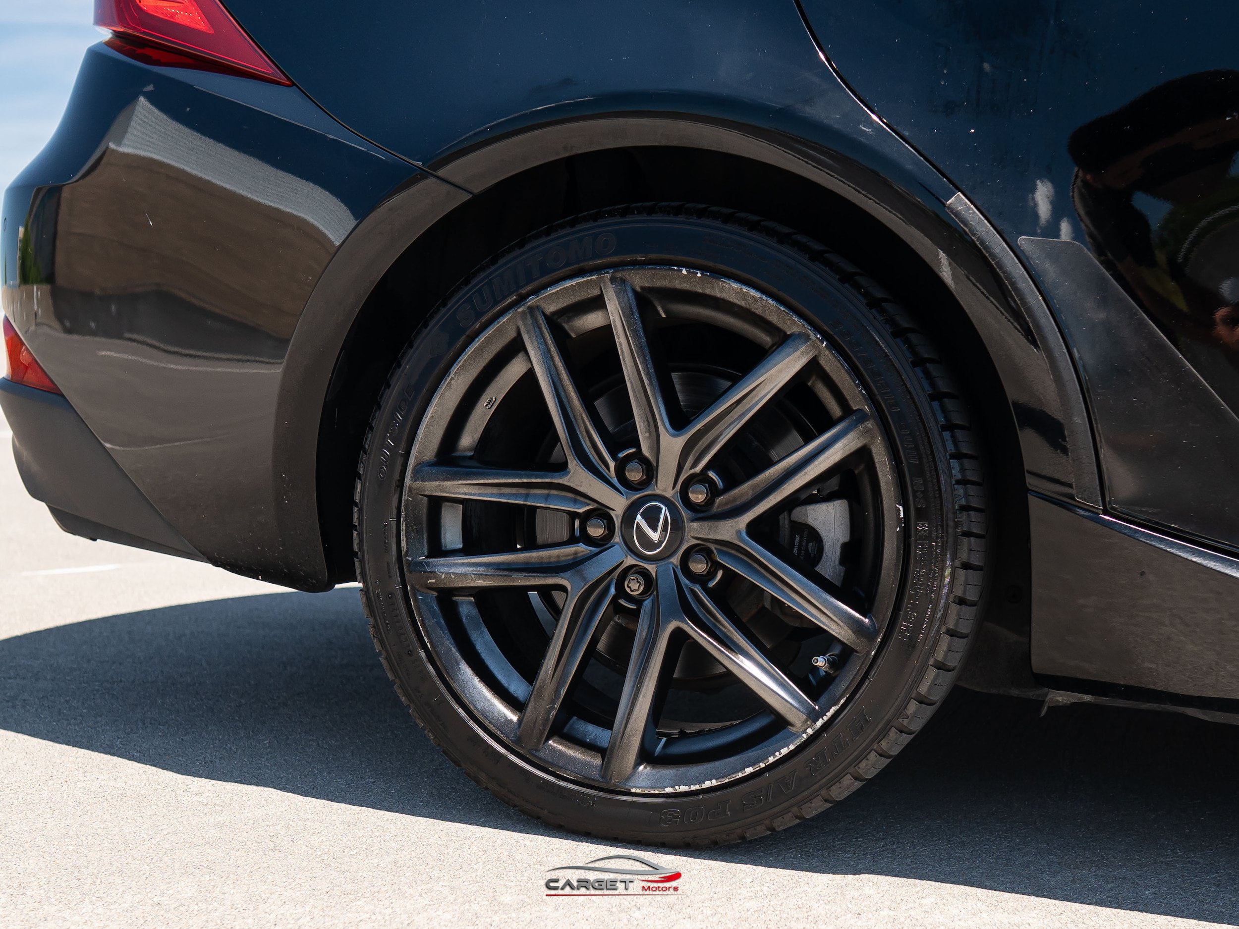 Used 2019 Lexus IS 300 F Sport w/ F Sport Package RWD image 9