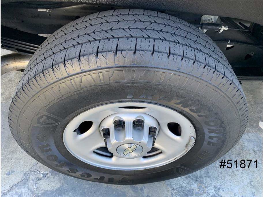 Used 2021 Chevrolet Express 2500 w/ Driver Convenience Package image 23