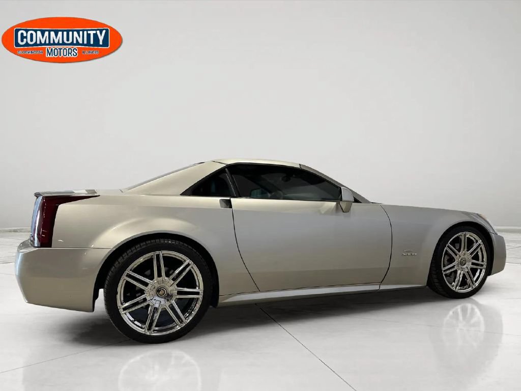 Used 2004 Cadillac XLR RWD image 8