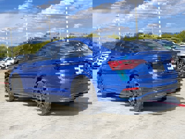 Used 2023 Volkswagen Jetta SE w/ Panoramic Sunroof Package image 4