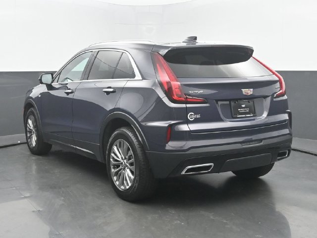 Certified 2025 Cadillac XT4 Premium Luxury FWD image 4