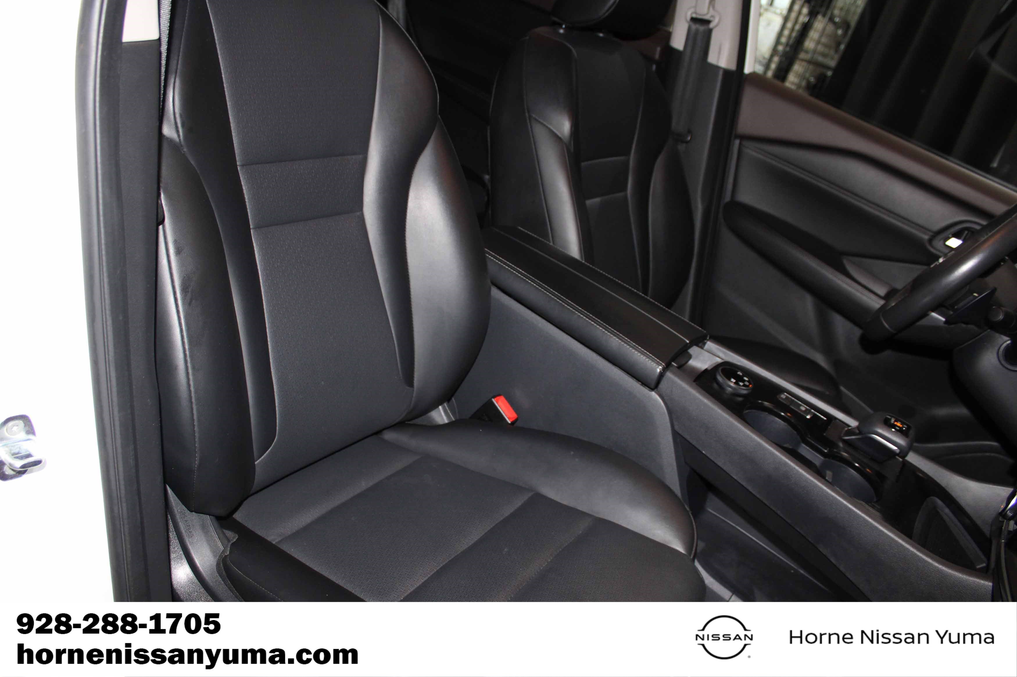 Used 2023 Nissan Rogue SV w/ SV Premium Package AWD/4WD image 6