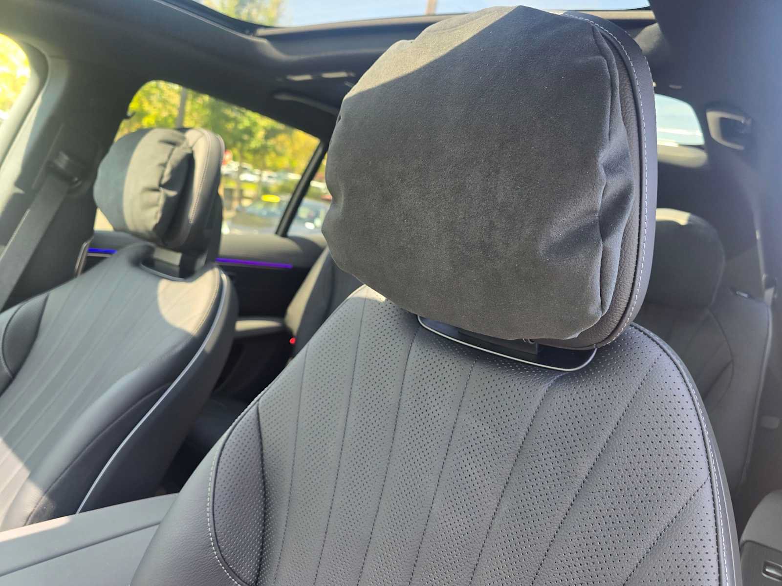 New 2026 Mercedes-Benz EQS 400 4MATIC SUV image 24