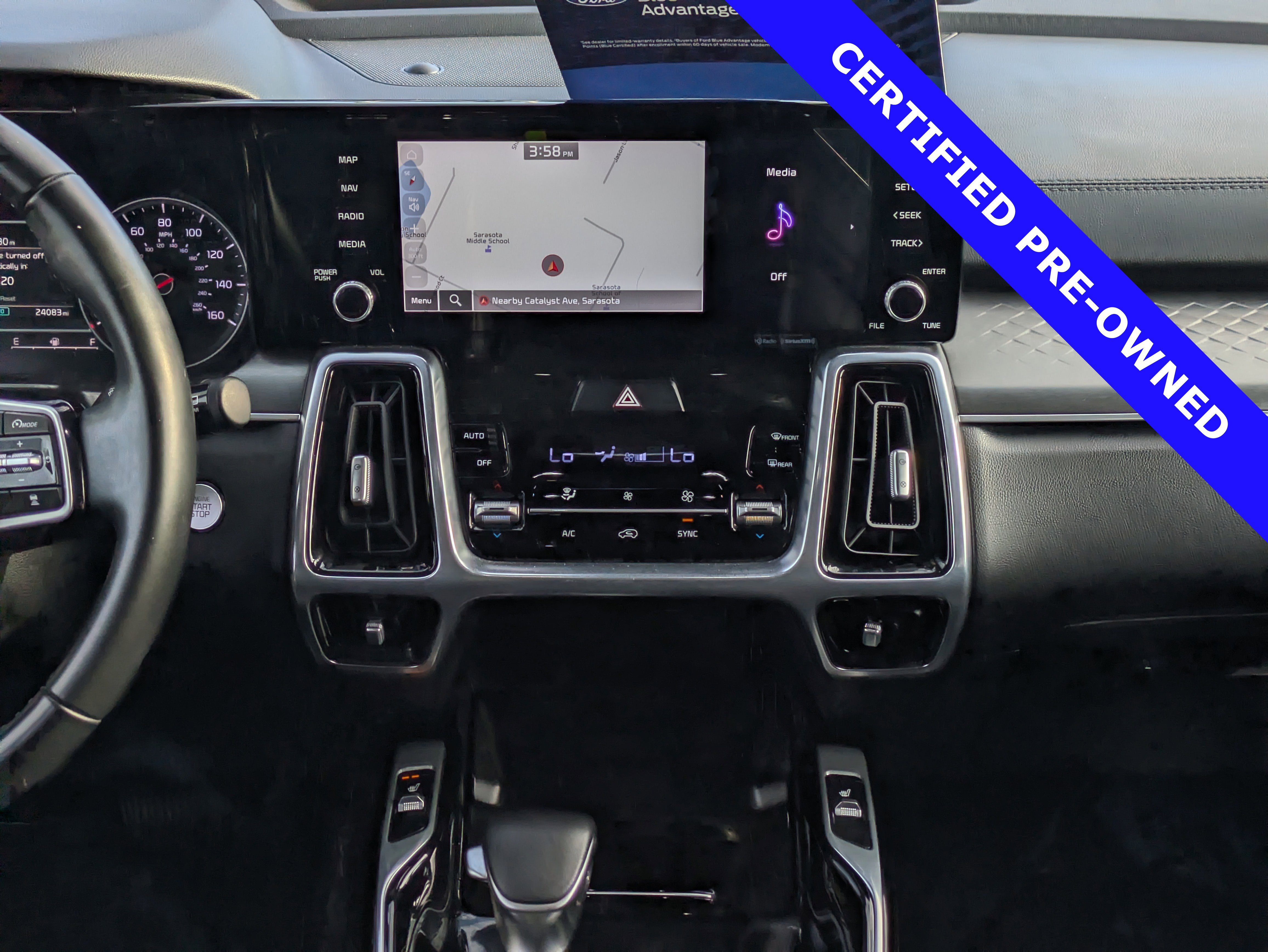 Used 2022 Kia Sorento SX image 19