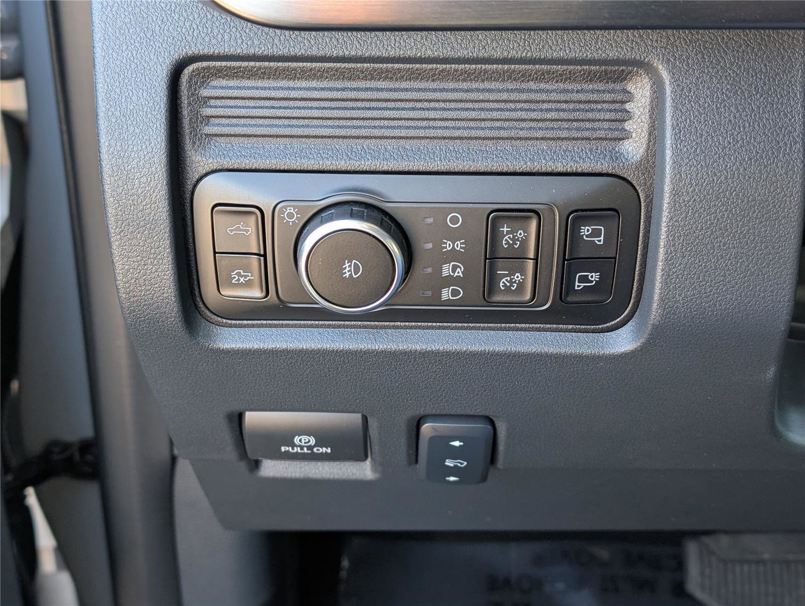 Used 2026 Ford F450 Lariat AWD/4WD image 23