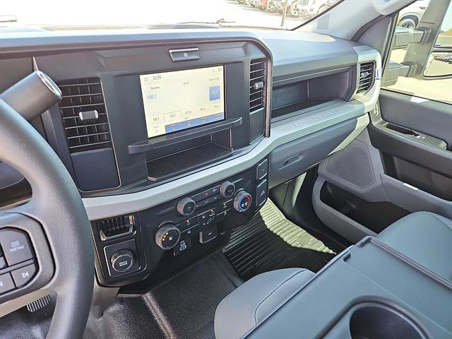 Used 2025 Ford F250 XL image 17