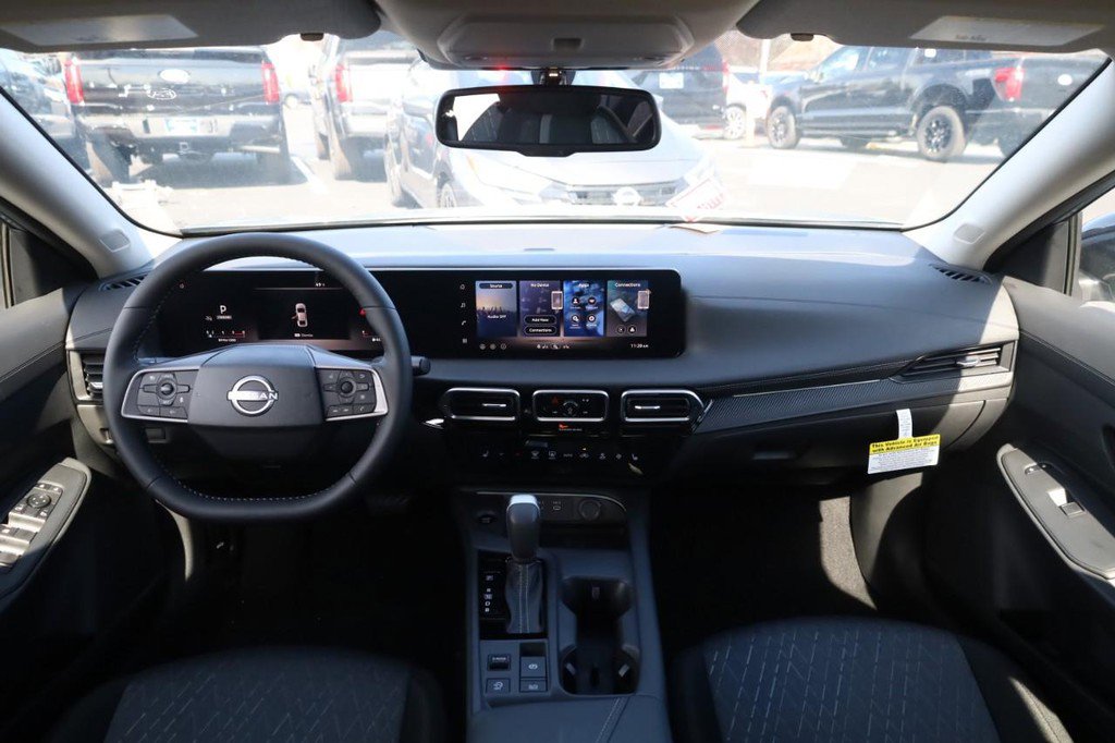 New 2026 Nissan Sentra SV w/ SV Convenience Package image 7