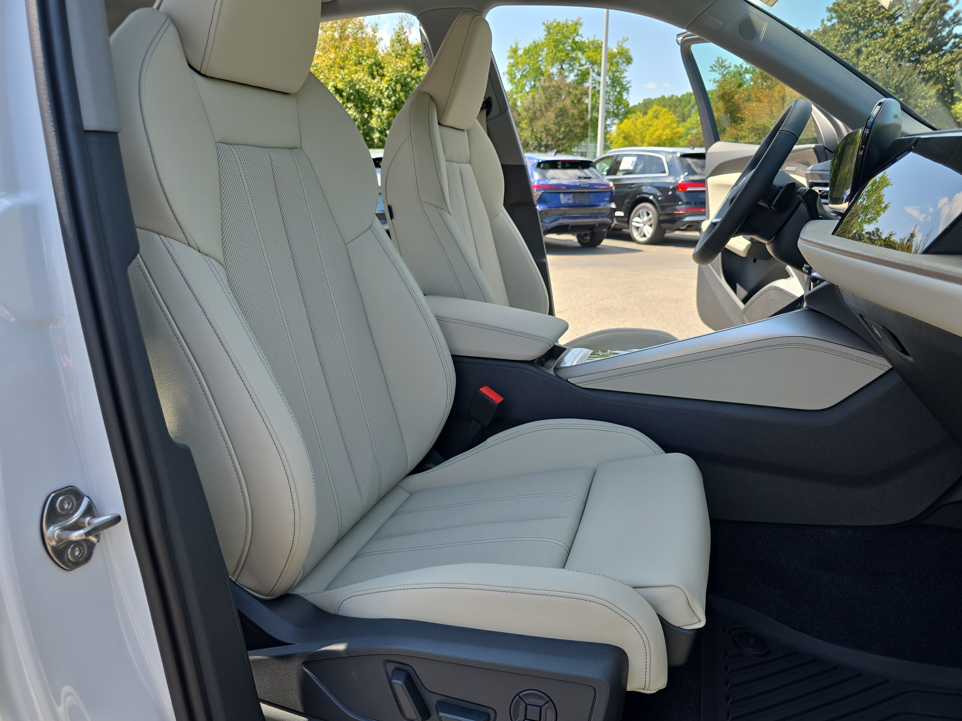 New 2026 Audi Q5 Premium Plus AWD/4WD image 10