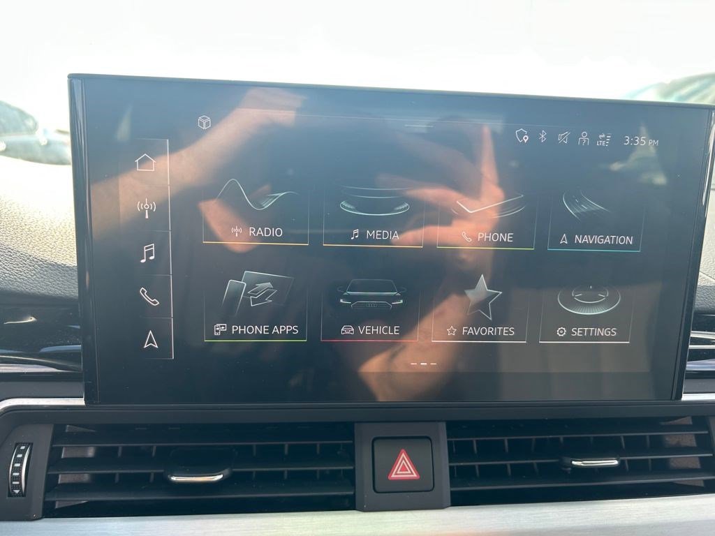 Used 2022 Audi A5 2.0T Premium Plus w/ Premium Plus image 12