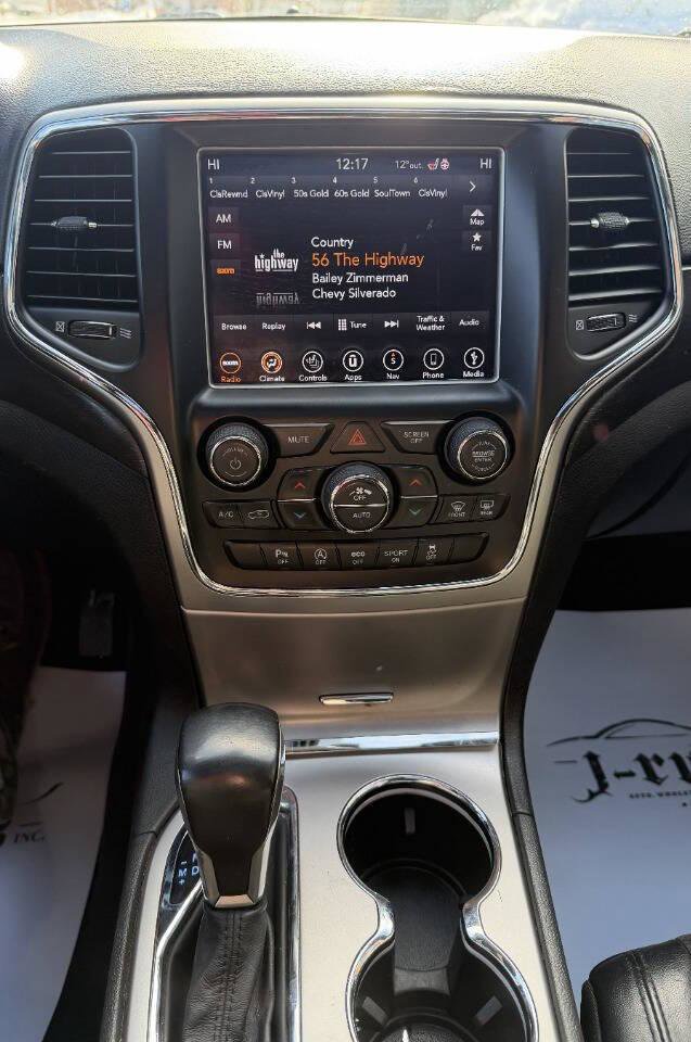 Used 2018 Jeep Grand Cherokee Altitude image 16