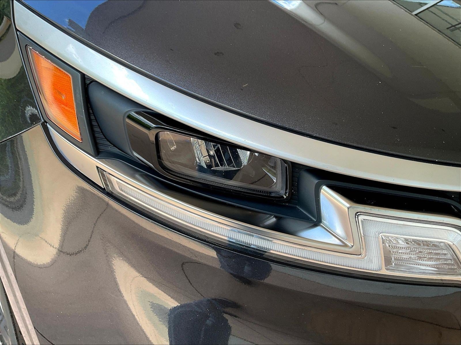 Used 2023 Kia Carnival LX FWD image 30