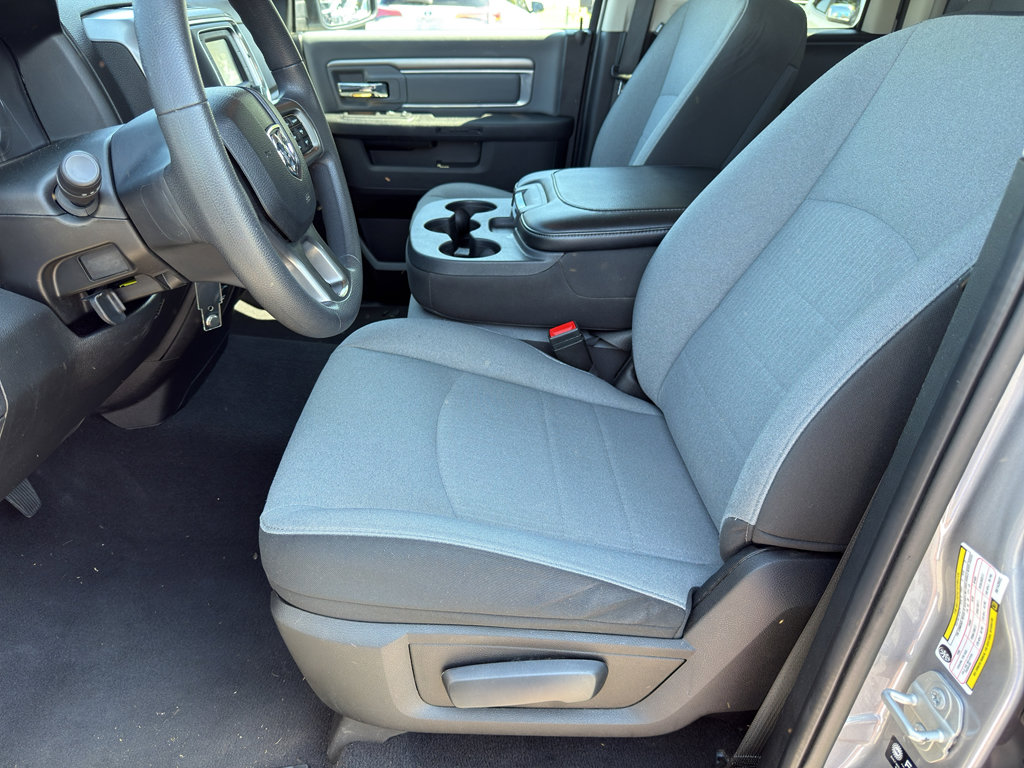 Used 2024 RAM 1500 Classic SLT image 12