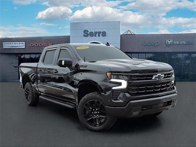 Used 2025 Chevrolet Silverado 1500 LT Trail Boss w/ LT Trail Boss Premium Package