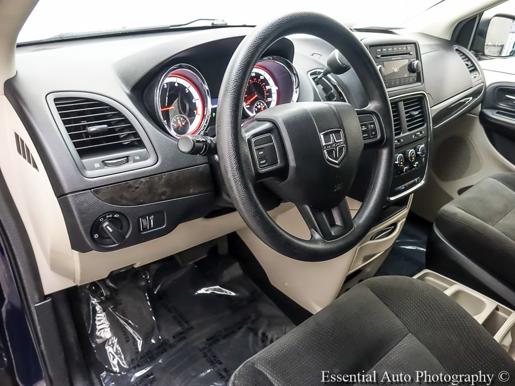 Used 2017 Dodge Grand Caravan SE FWD image 10
