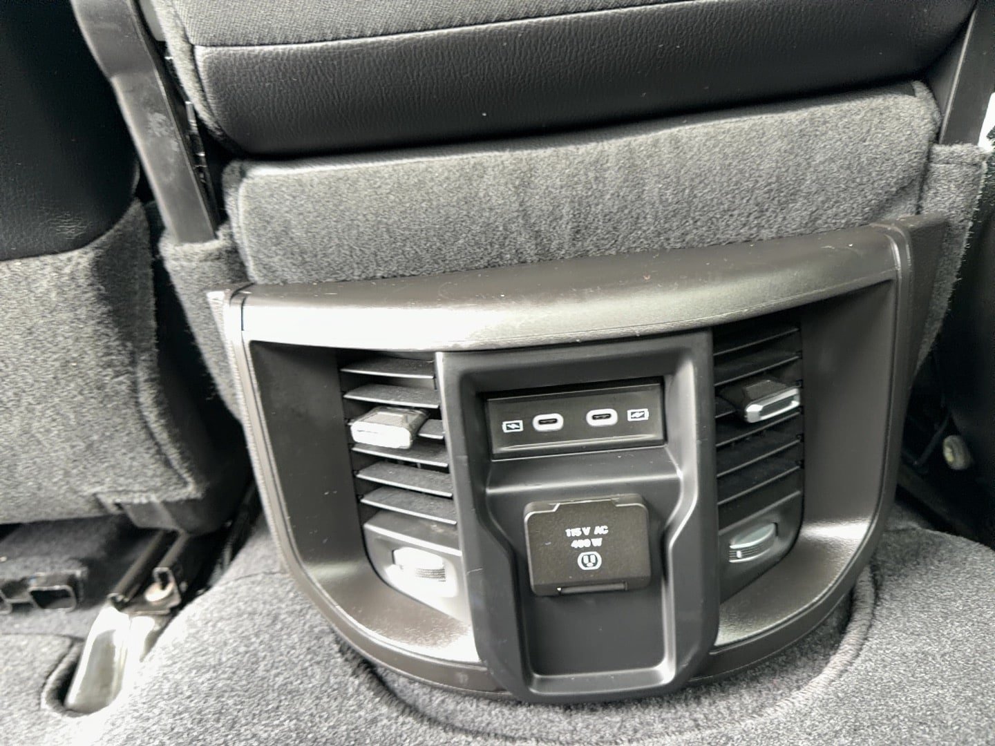 Certified 2026 RAM 2500 Laramie AWD/4WD image 10