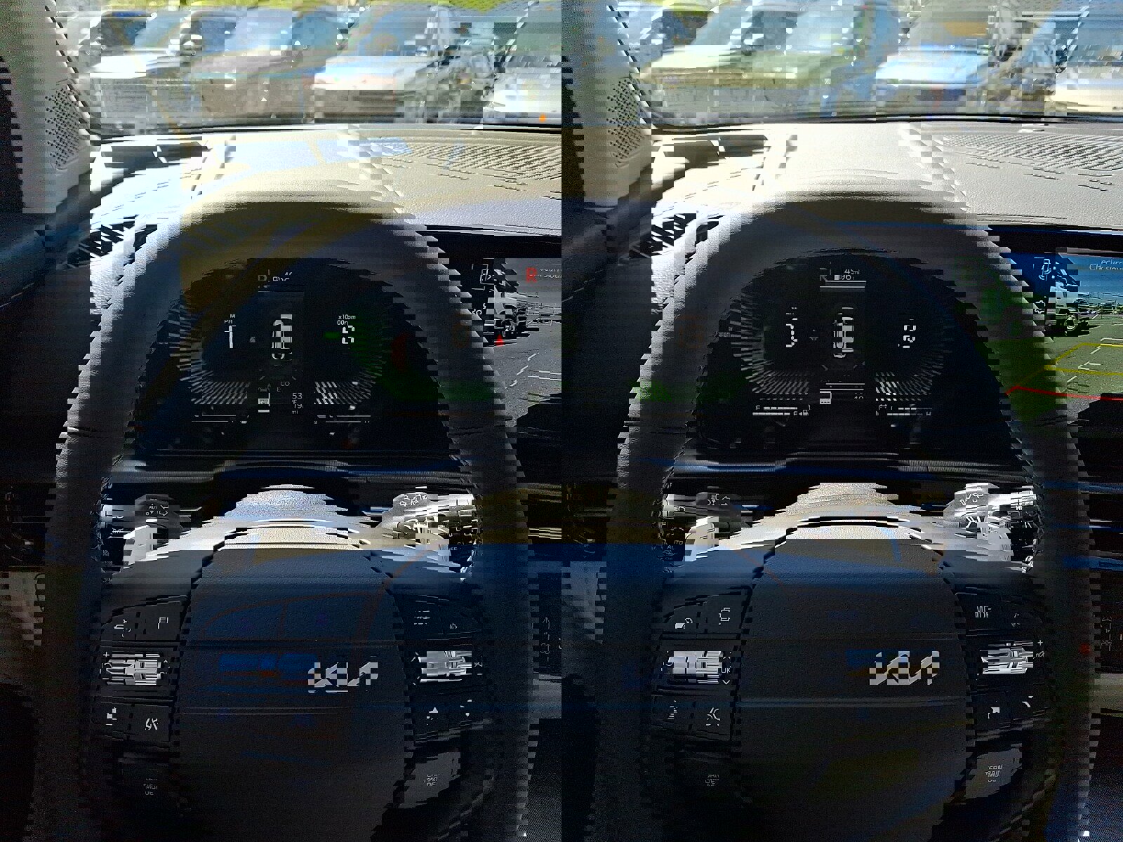 New 2026 Kia Sportage EX image 13