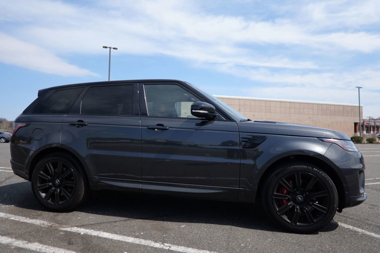 Used 2019 Land Rover Range Rover Sport HST AWD/4WD image 10