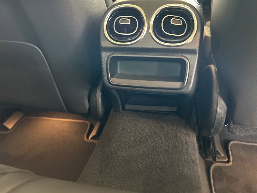 Used 2024 Mercedes-Benz C 63 AMG S image 38