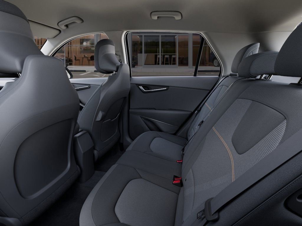 New 2024 Kia Niro LX image 18