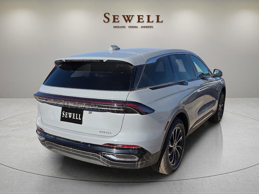 New 2026 Lincoln Nautilus Premier AWD/4WD image 4