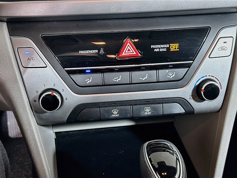 Used 2017 Hyundai Elantra SE FWD image 15