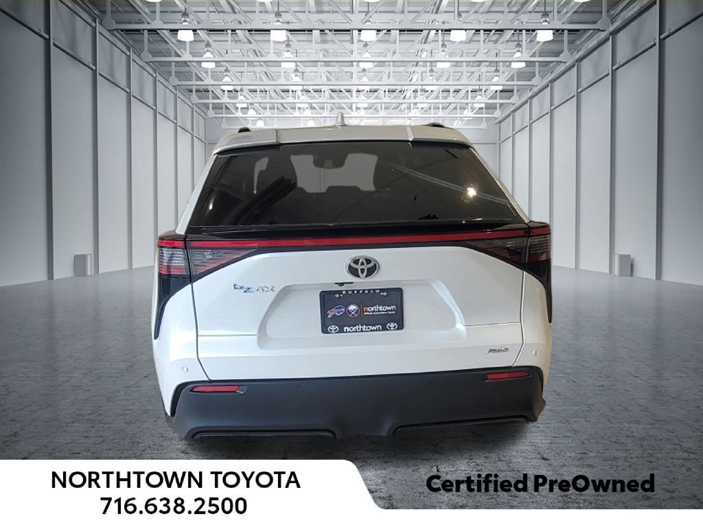 Used 2023 Toyota bZ4X AWD image 8