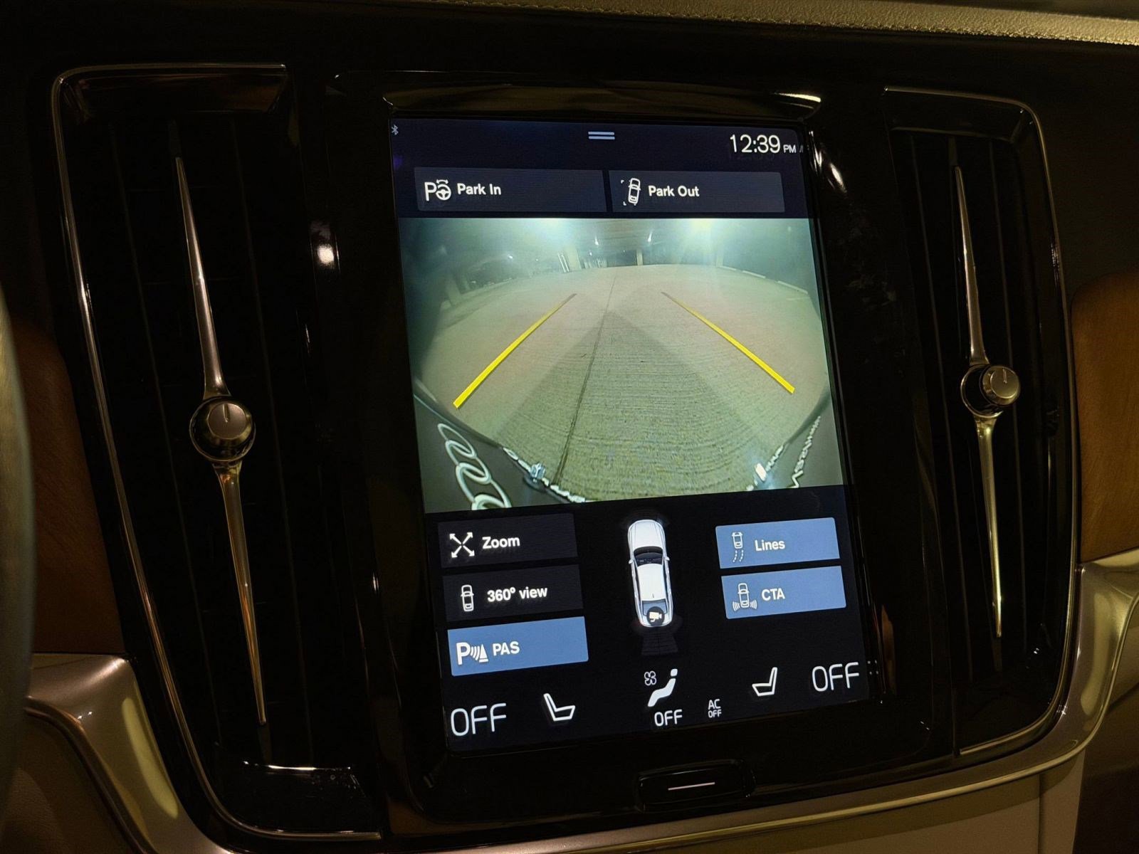 Used 2017 Volvo S90 T6 Inscription w/ Vision Package image 30