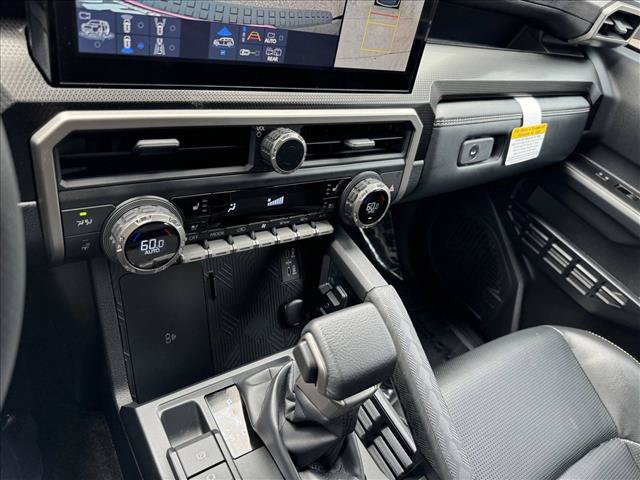 Certified 2025 Toyota 4Runner Limited w/ Tow Technology Package AWD/4WD image 16