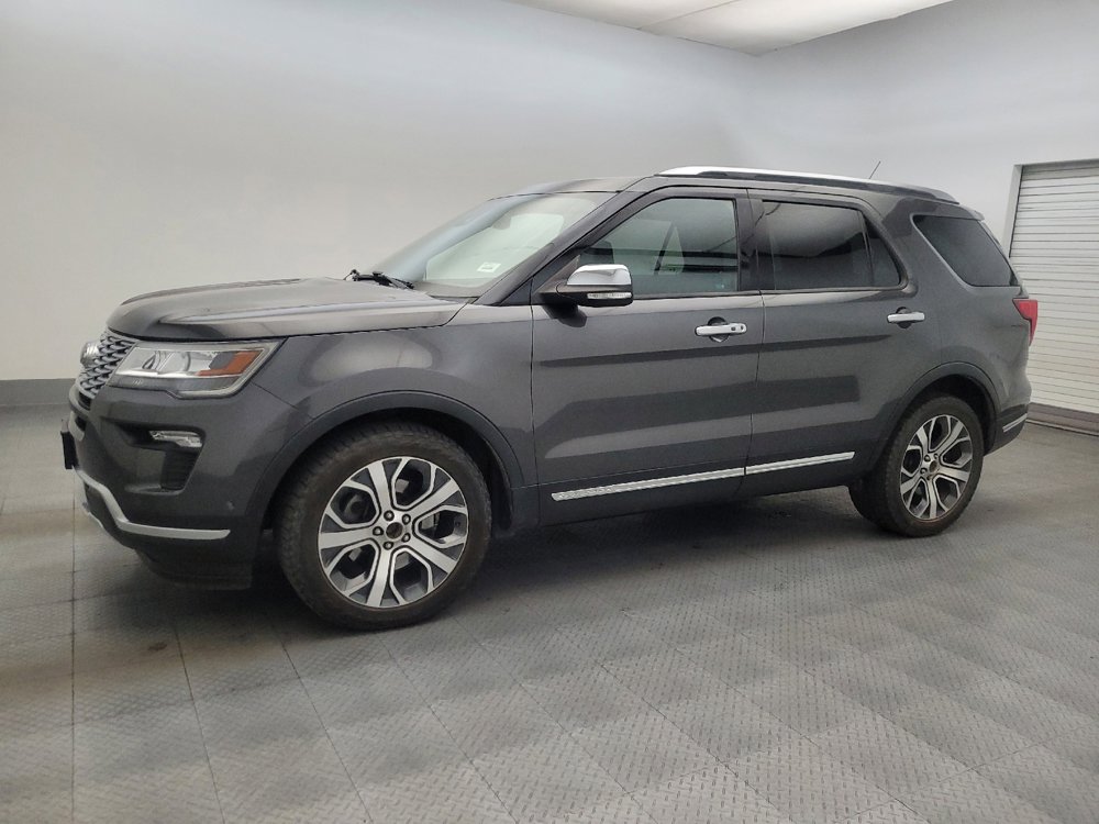 Used 2018 Ford Explorer Platinum AWD/4WD image 2