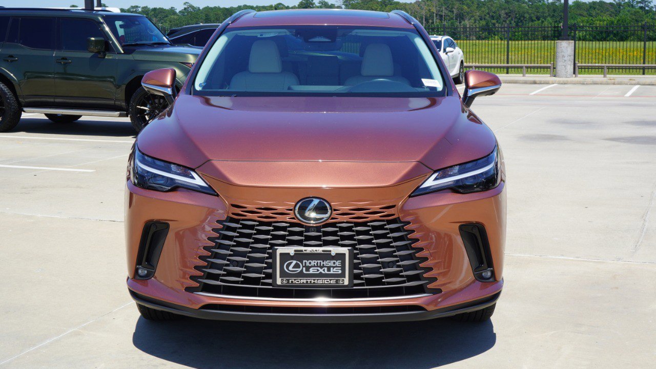 Used 2023 Lexus RX 350 Premium Plus w/ Cold Area Package FWD image 2