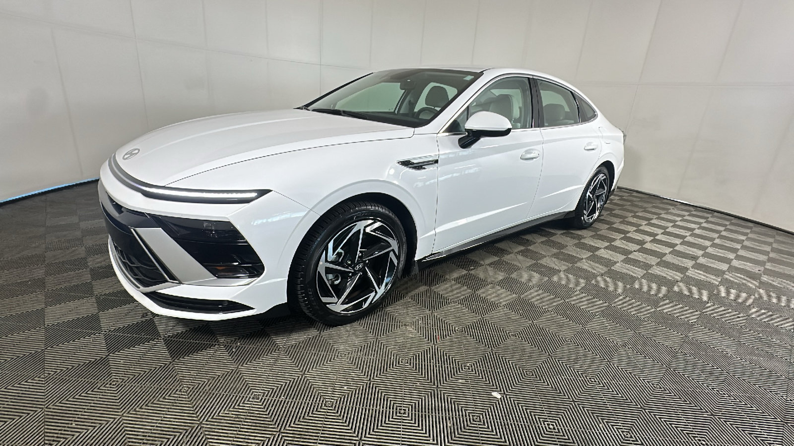 Certified 2026 Hyundai Sonata SEL FWD image 7