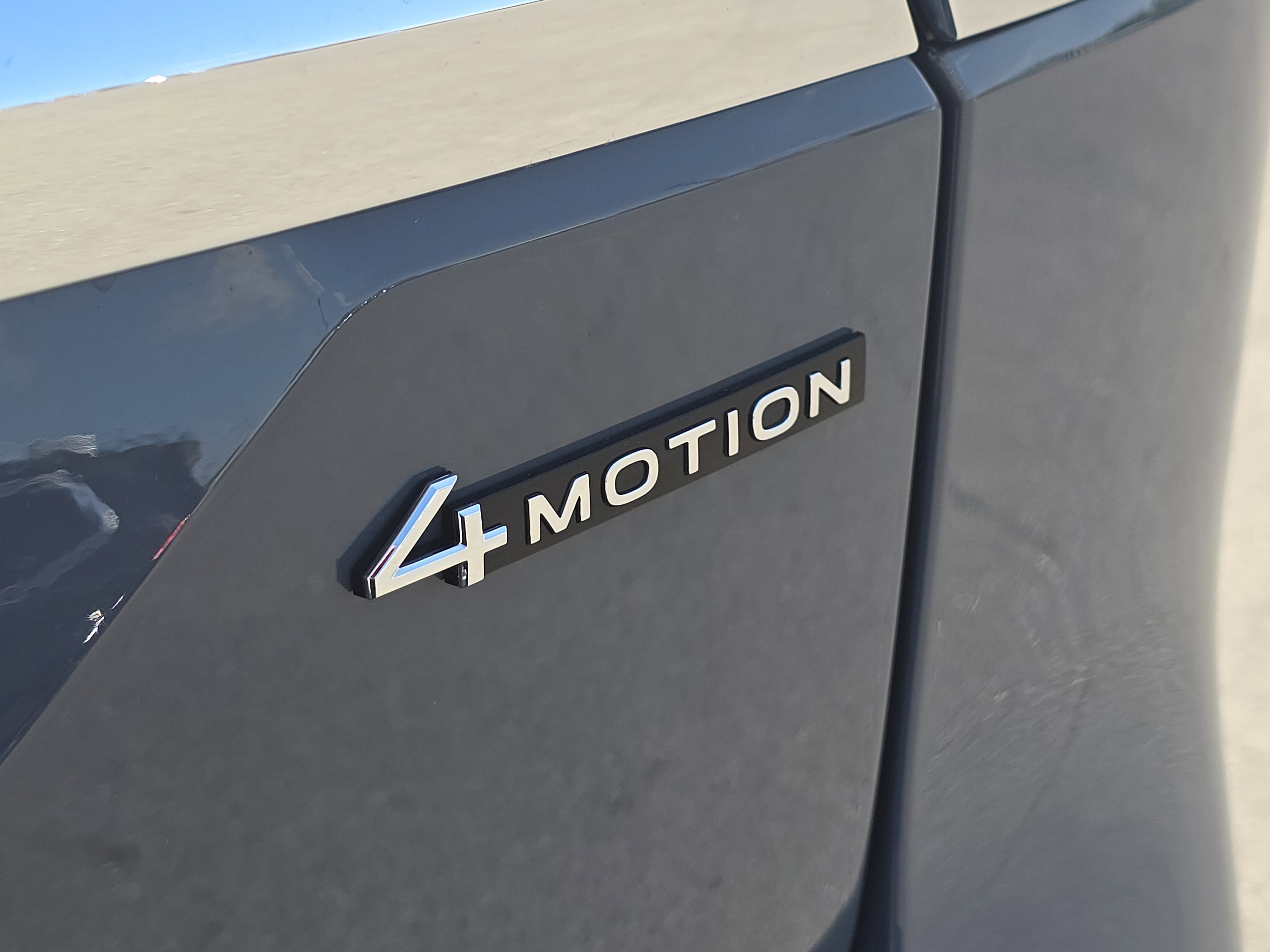 New 2026 Volkswagen Atlas SE image 10