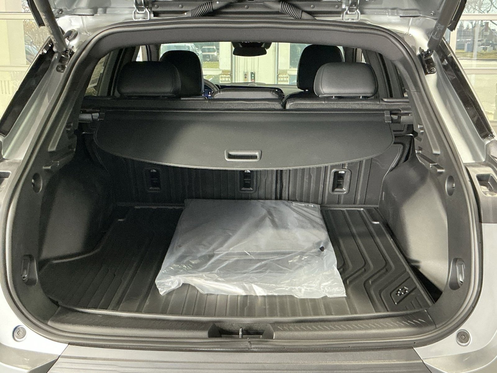 New 2026 Chevrolet Equinox EV LT image 32