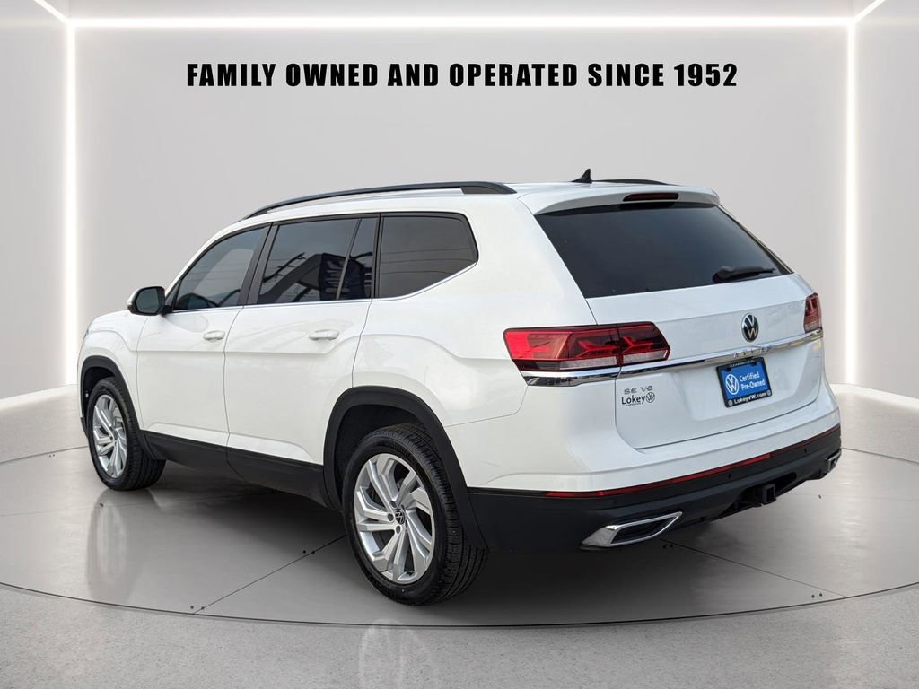 Certified 2023 Volkswagen Atlas SE image 3