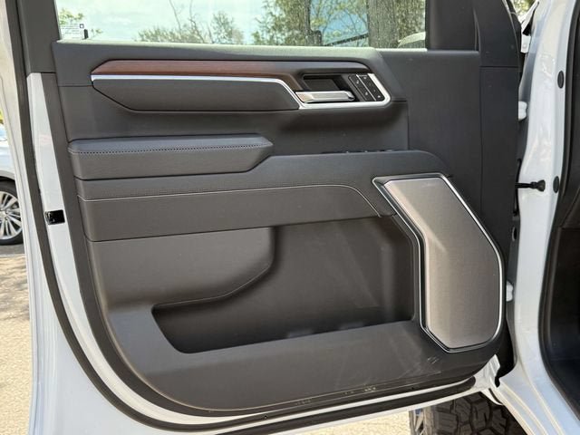 New 2026 GMC Sierra 2500 Denali w/ Denali Reserve Package AWD/4WD image 9